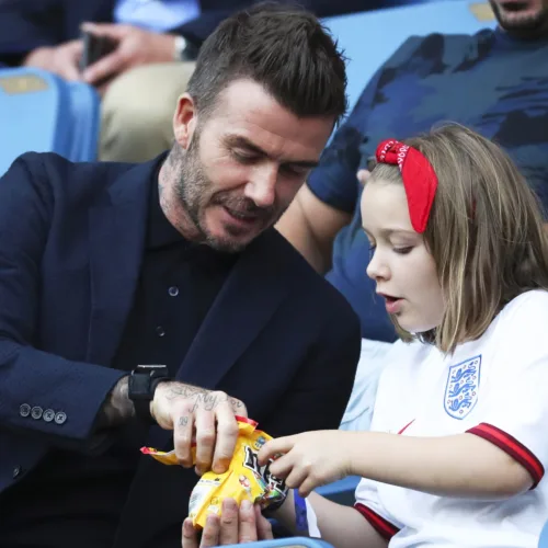 Η ιστορία πίσω από τη φιλία της κόρης των Beckham με τη μοναχοκόρη της Drew Barrymore