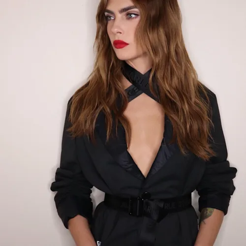 Pumpkin-Spice: Η νέα απόχρωση στα μαλλιά της Cara Delevingne είναι το hair trend του φθινοπώρου