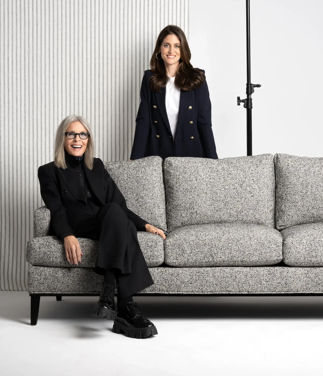 Η Diane Keaton δημιούργησε τη δίκη της σειρά υφασμάτων κι εμείς θέλουμε να την αγοράσουμε asap