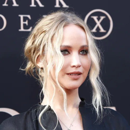 Η Jennifer Lawrence γίνεται η νέα Πρέσβειρα της Κομψότητας-To χρυσό συμβόλαιο με τη Longines