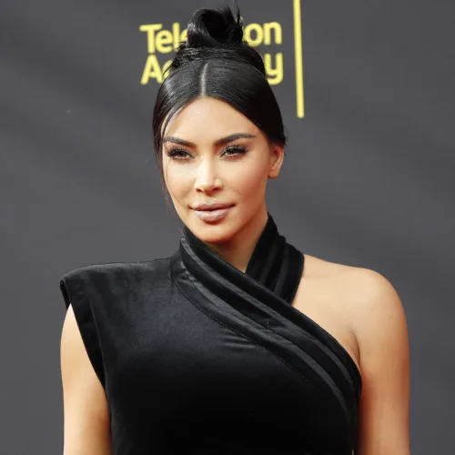 Το video της Kim Kardashian προκάλεσε αντιδράσεις- Την κατηγορούν ότι τα σκυλιά της ζουν σε γκαράζ