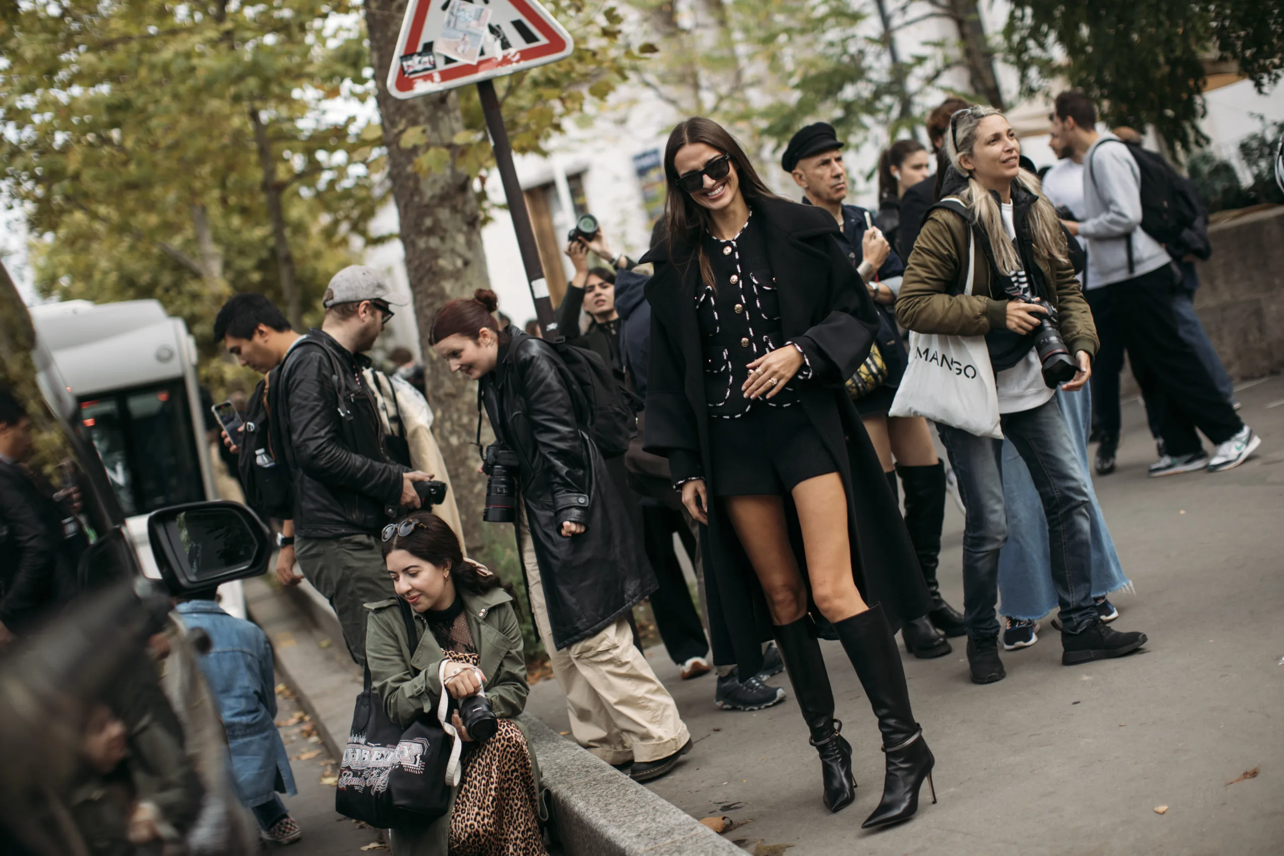 «These leather boots are made for walking» αλλά πρέπει να τις φροντίσεις κιόλας