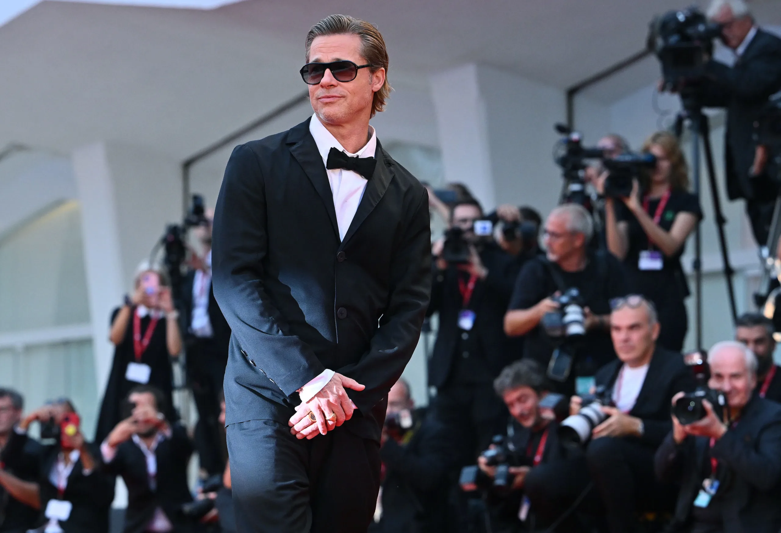 Ο Brad Pitt εγκαταλείπει το Hollywood μετά και από την πώληση της εταιρείας παραγωγής του