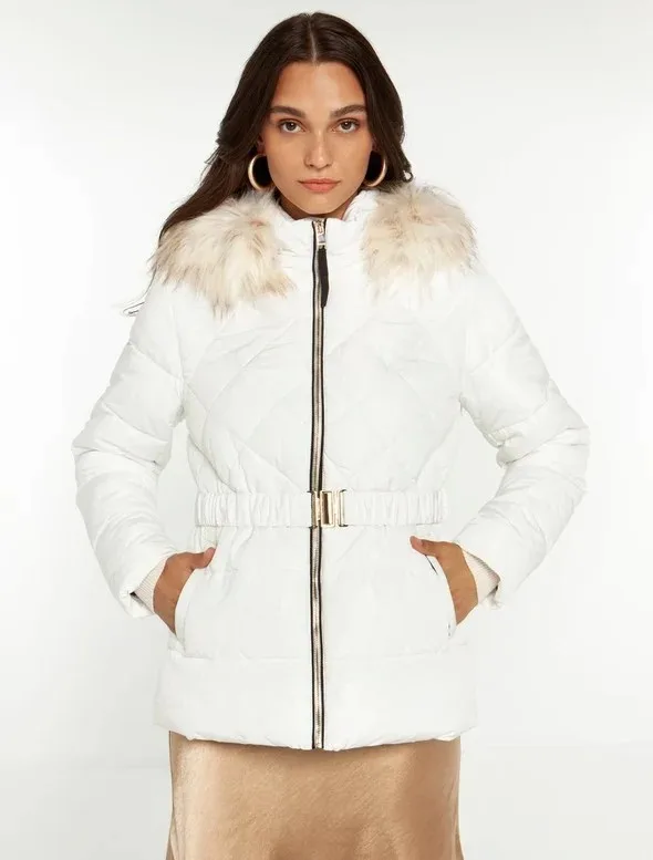 Baby it's cold outside- Ώρα για shopping, ώρα για parka