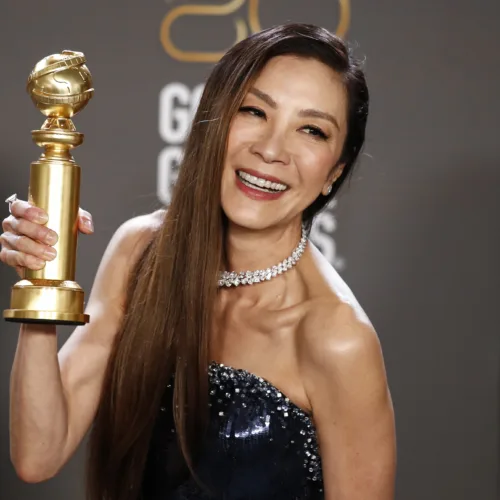 michelle yeoh βραβειο χρυσες σφαιρες