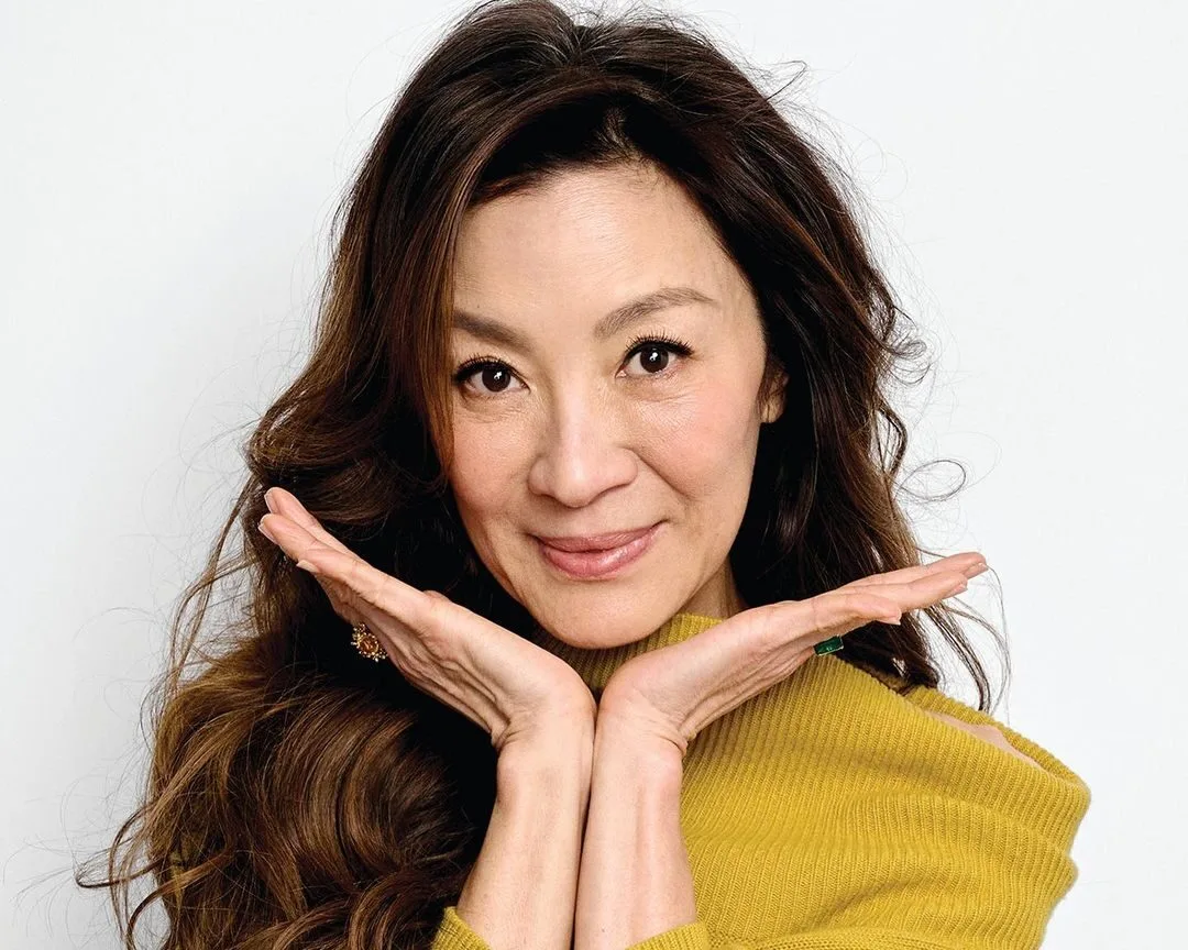 Η Michelle Yeoh υποψήφια για Όσκαρ στα 60 της έπειτα από 40 ταινίες :«Συμβαίνει πραγματικά σε μένα;»