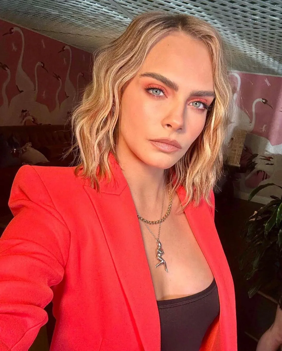 Το Beach Bob της Cara Delevingne είναι το απόλυτο καλοκαιρινό hairstyle