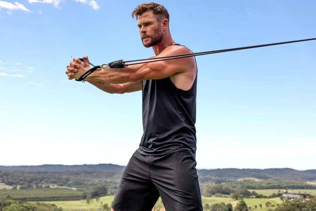 Ο Chris Hemsworth εγκαταλείπει την υποκριτική καθώς διατρέχει υψηλό κίνδυνο για Αλτσχάιμερ