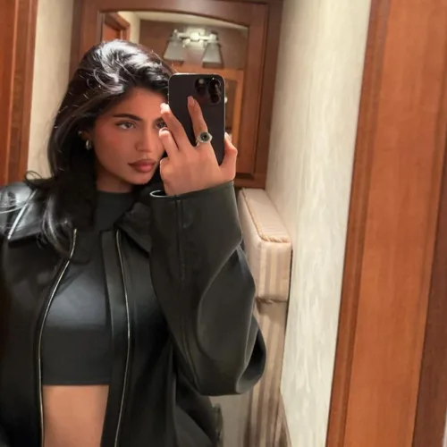 Kyliejenner-Selfie