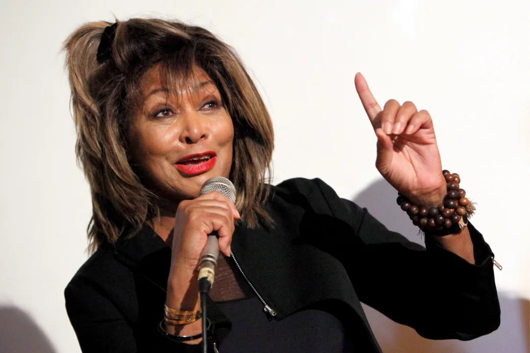 TINA TURNER 