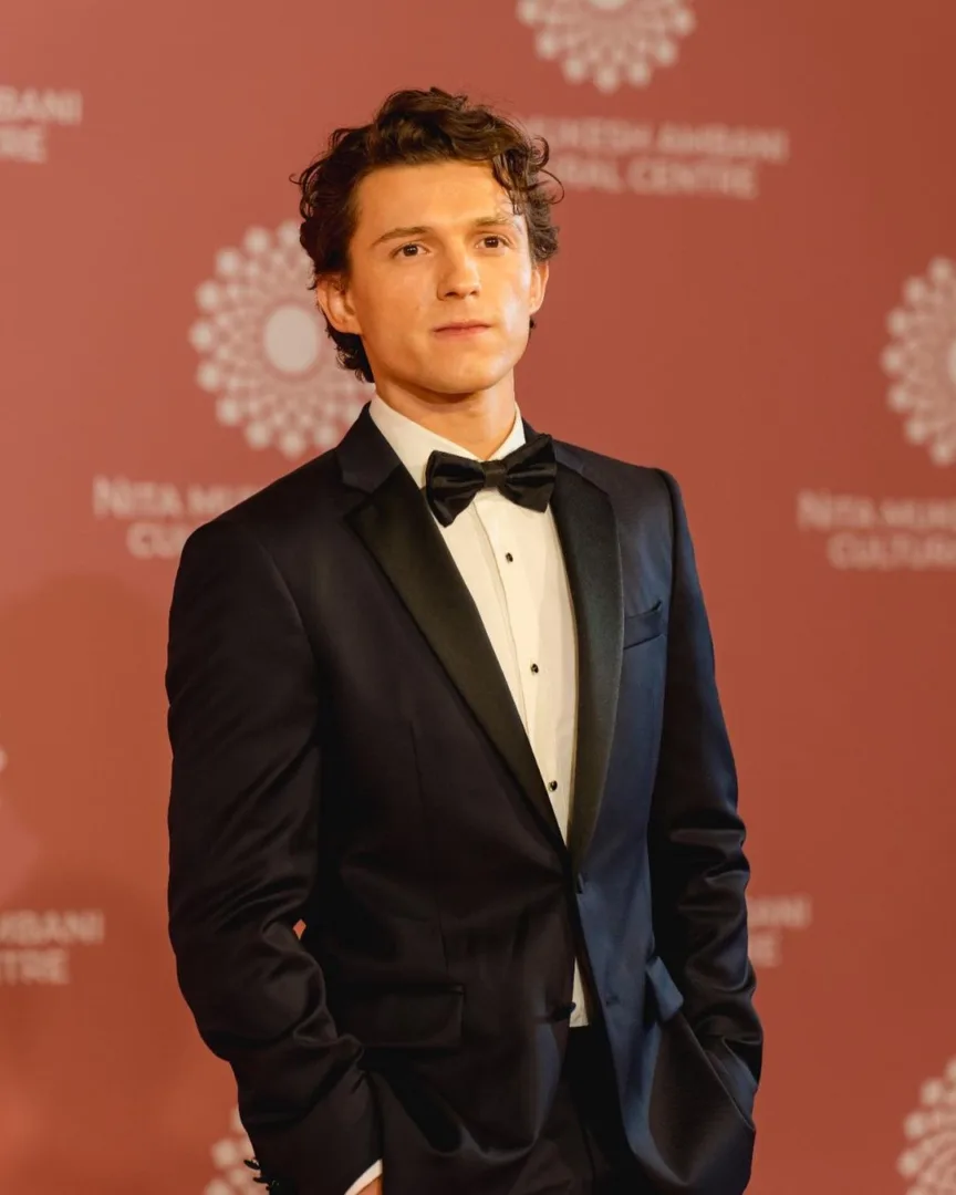 TOM HOLLAND