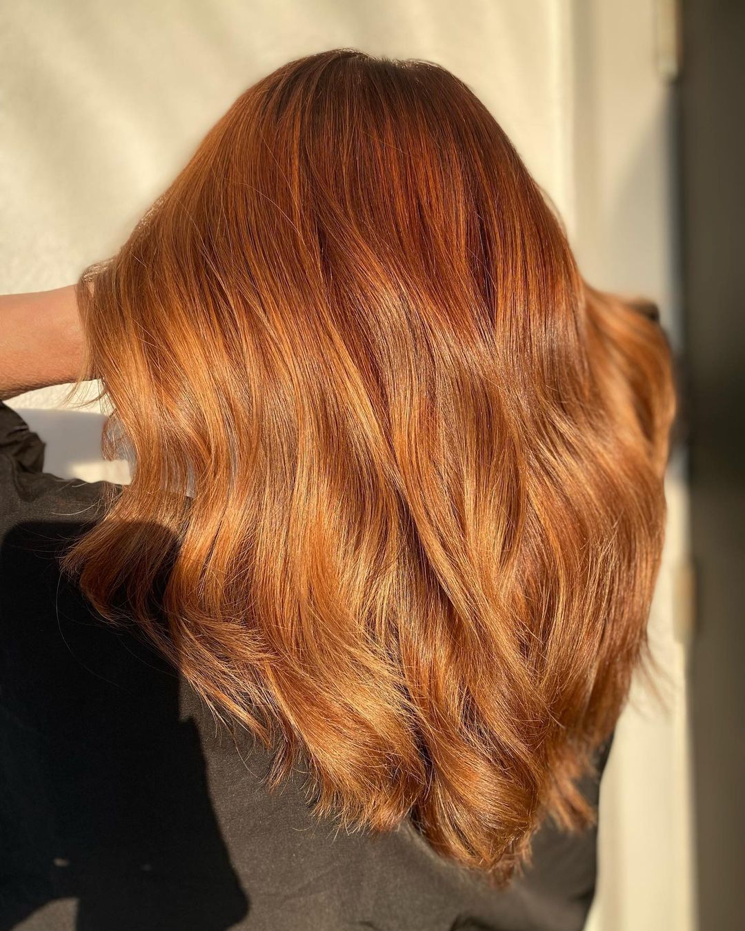 Copper Hair Color: Η it καλοκαιρινή απόχρωση που θα απογειώσει το στιλ των μαλλιών σου