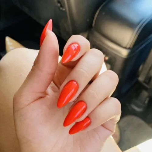 Aperol Orange Nails:Η καλοκαιρινή τάση μανικιούρ ταιριάζει απόλυτα με το αγαπημένο σου aperitivo