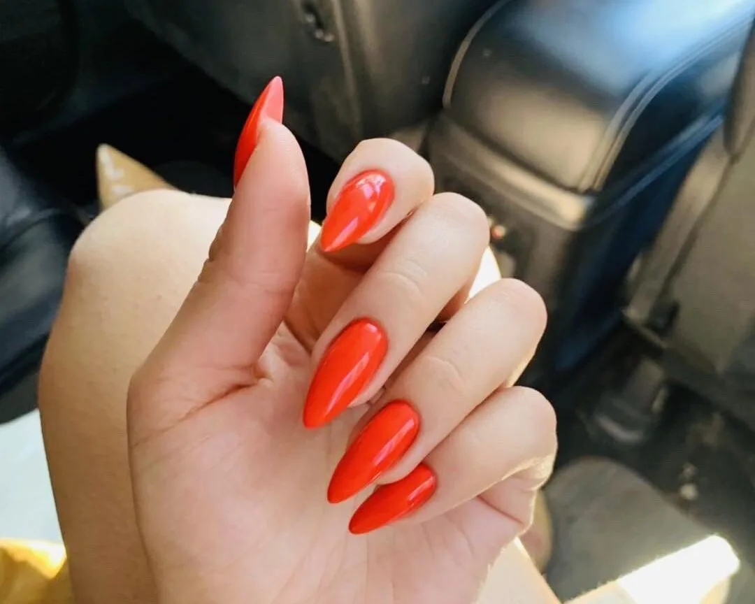 Aperol Orange Nails:Η καλοκαιρινή τάση μανικιούρ ταιριάζει απόλυτα με το αγαπημένο σου aperitivo