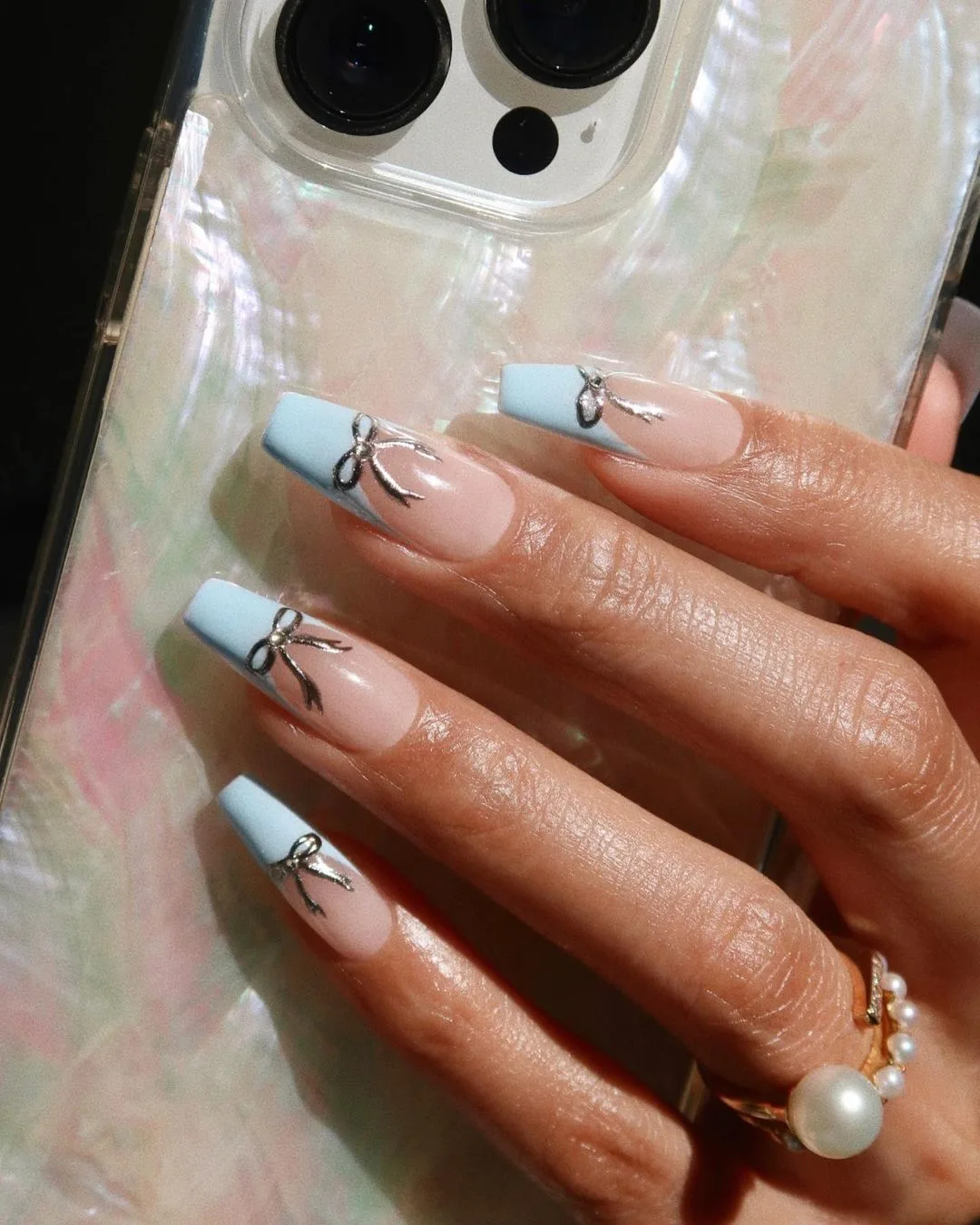 The Lagoon Nails Trend: Η αίσθηση της απόδρασης αποτυπώνεται στο μανικιούρ σου