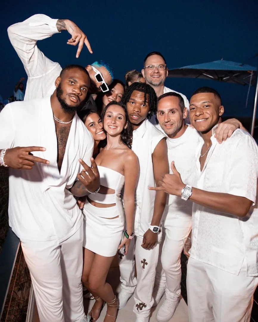 Ήταν όλοι στο White Party του Michael Rubin στα Hamptons. 