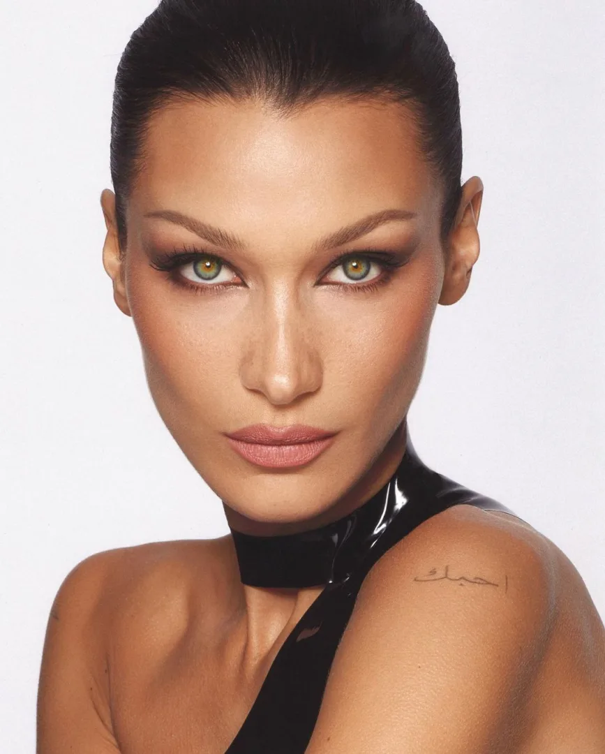 Bella Hadid 