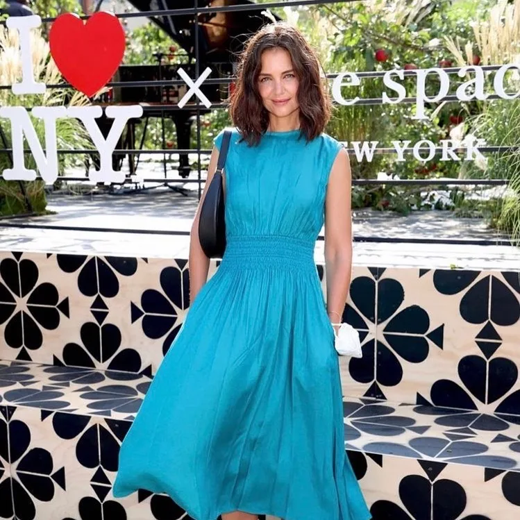 Το απλό αλλά chic ντύσιμο της Katie Holmes για να αντιγράψεις