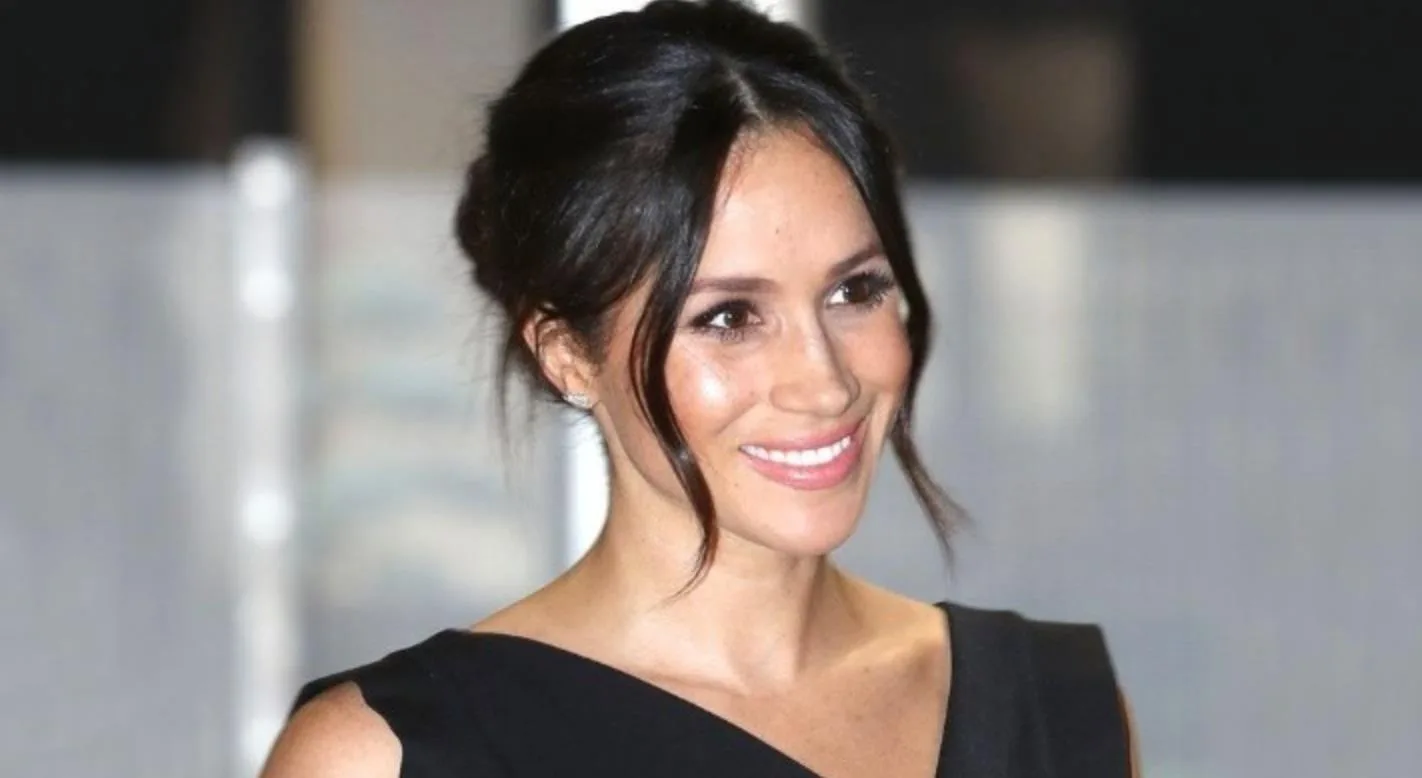 Meghan Markle: Η σχέση με το παλάτι σήμερα - Το τηλεφώνημα στον βασιλιά Κάρολο για τα γενέθλιά του