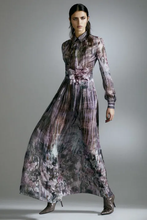 Η sophisticated daywear Pre-Fall 2024 συλλογή της Alberta Ferretti εστιάζει στις ανάγκες μας