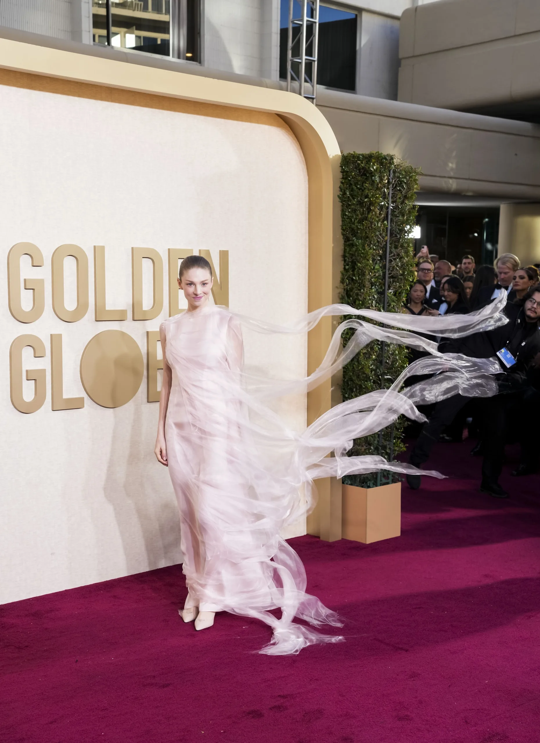 Golden Globes 2024 Red Carpet: Η τάση«Quiet Luxury» και τα «γοργονέ» φορέματα επικράτησαν