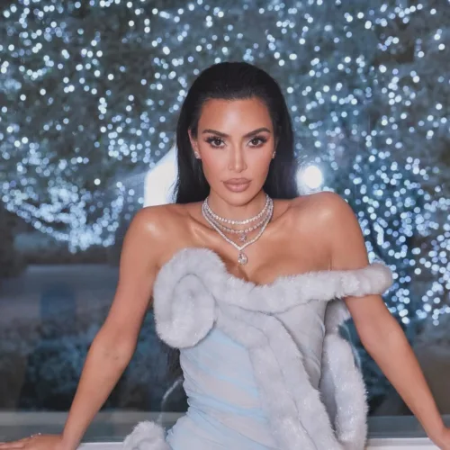 Κάντο όπως η Kim Kardashian! H τροφοθήκη της σε στυλ wabi-sabi θα σε αφήνει με το στόμα ανοικτό