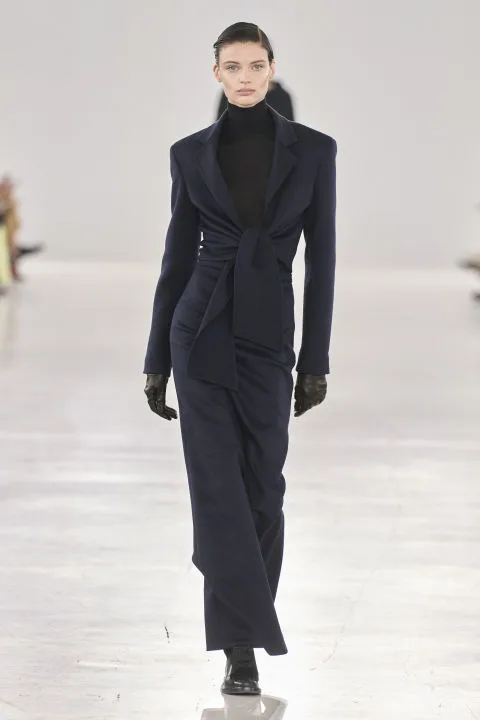 Η συλλογή MaxMara FW24 αντλεί έμπνευση από το Sleepless Nights της Sidonie-Gabrielle Colette