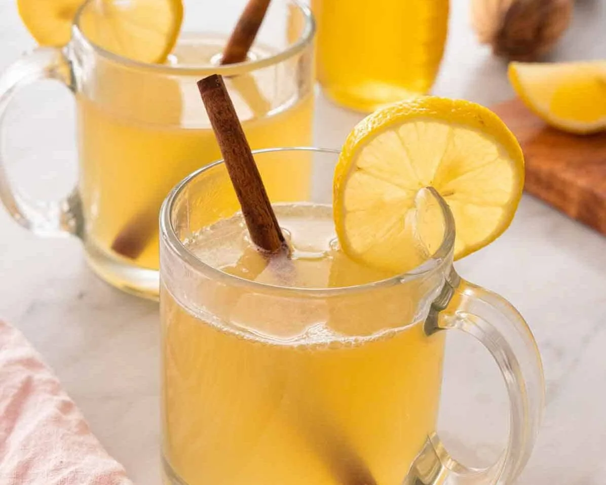 Hot Toddy: Ζέστανε μια κρύα νύχτα με ένα νόστιμο σπιτικό cocktail