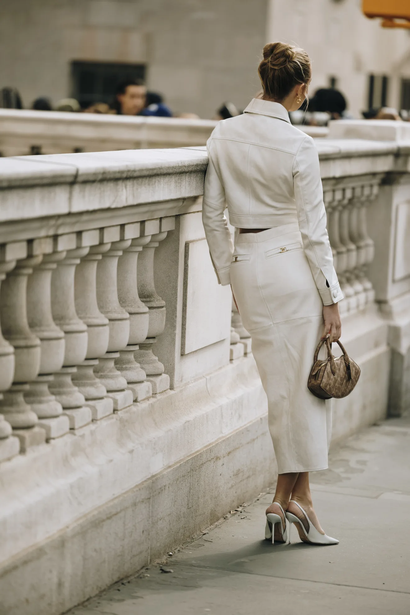 Οι slingback γόβες ήταν το κυρίαρχο trend στα street style στην Εβδομάδα Μόδας της Νέας Υόρκης