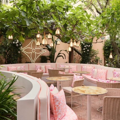 Η Louis Vuitton επιστρέφει στο Saint-Tropez με το καλοκαιρινό pop-up εστιατόριο της