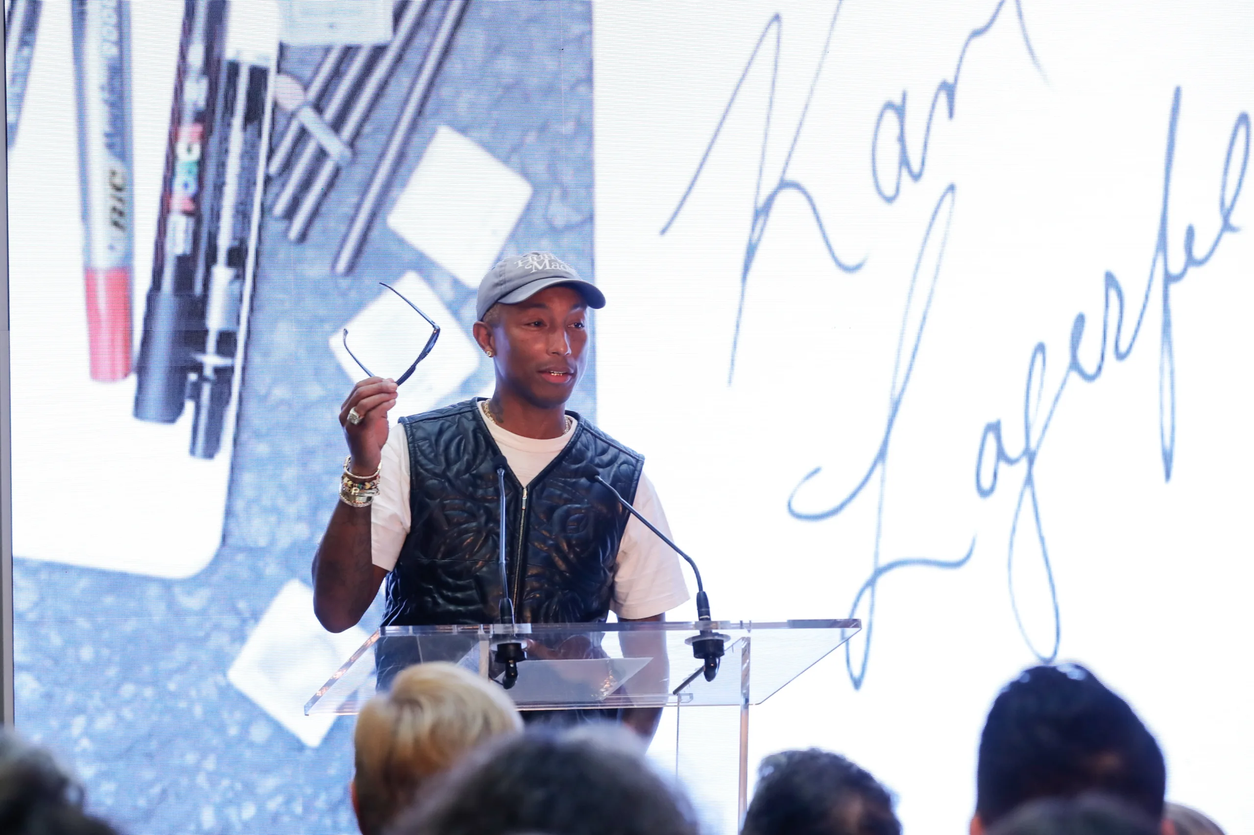 LVERS: Το άρωμα του Pharrell Williams για τη Louis Vuitton είναι εμπνευσμένο από το φως του ήλιου
