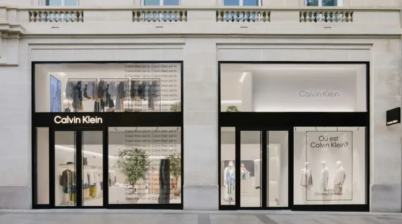 Ο Calvin Klein αποκαλύπτει τη νέα παγκόσμια ναυαρχίδα του στο Παρίσι