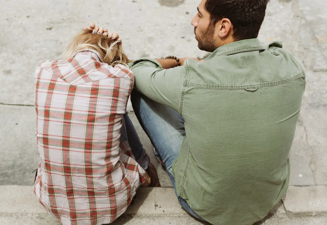 10 μικρά πράγματα για να καταλάβεις εάν είσαι σε μια λεκτικά κακοποιητική σχέση