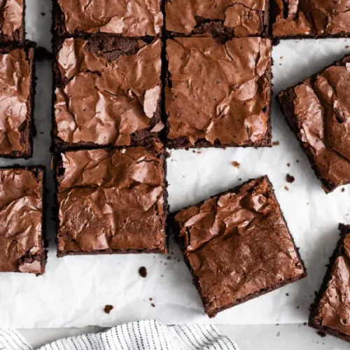 Σοκολατένιο brownies έτοιμο σε 3 λεπτά γεμάτο πρωτεΐνη- Χωρίς γλουτένη και ζάχαρη; Το λες και ευτυχία!