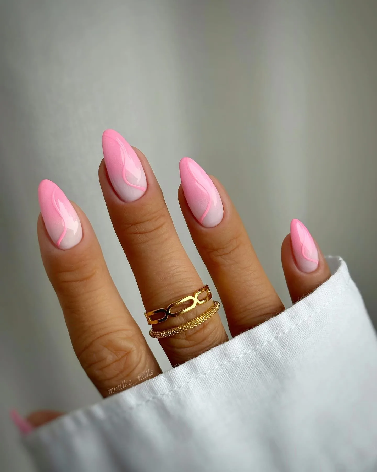 Ροζ Ombré νύχια: Το πιο κομψό mani για να έχεις όλα τα βλέμματα... στα χέρια σου