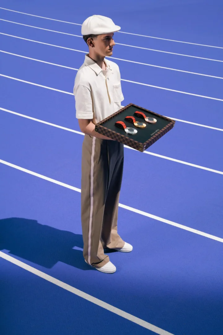 Η Louis Vuitton σχεδίασε τους δίσκους που θα μεταφέρονται τα Ολυμπιακά μετάλλια στο Παρίσι