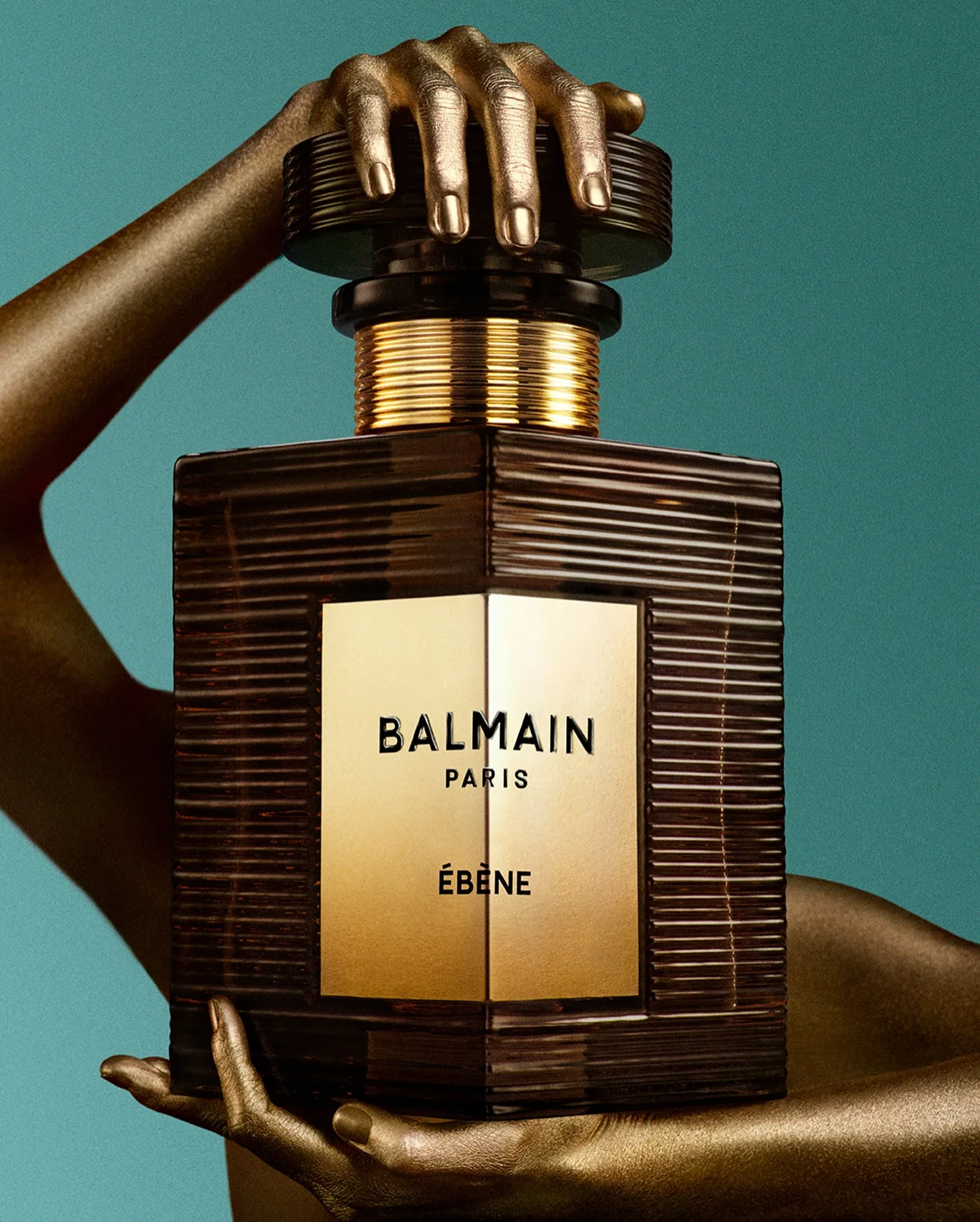 Les Éternels de Balmain: Η νέα «μεθυστική» σειρά αρωμάτων του Olivier Rousteing για την Estée Lauder