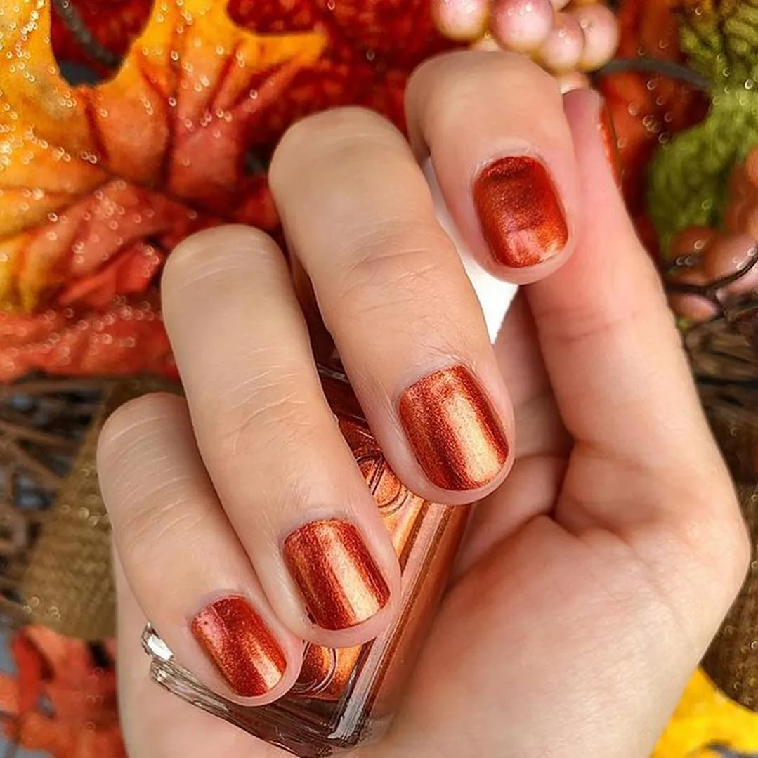 Tα Pumpkin Spice Nails είναι ο τέλειος τρόπος για να μπεις σε mood φθινοπώρου