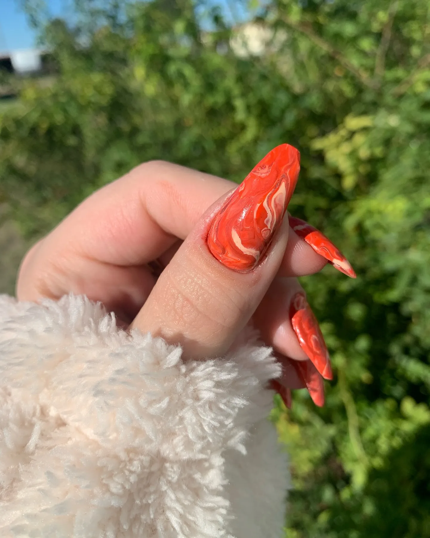 Tα Pumpkin Spice Nails είναι ο τέλειος τρόπος για να μπεις σε mood φθινοπώρου