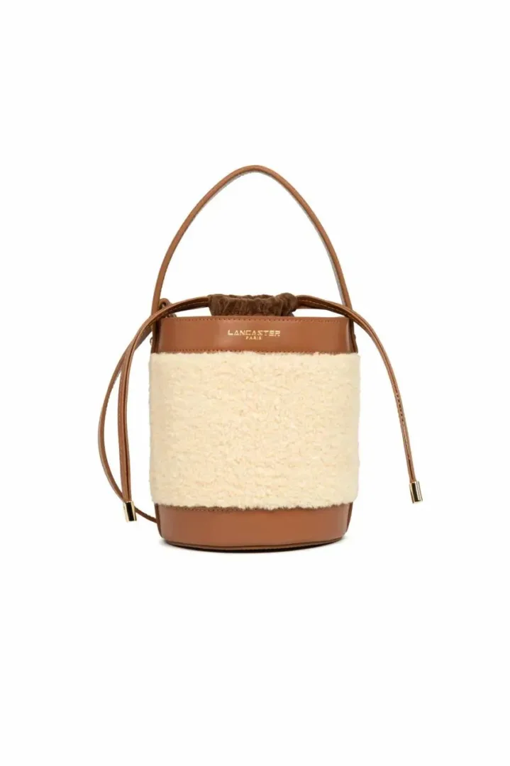 Bucket bags: Οι 5 top της αγοράς για να αγοράσεις