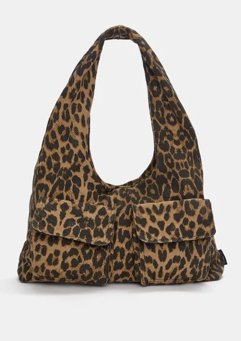 Leopard print: Τα 8 top stylish ρούχα και αξεσουάρ για να προσθέσεις στην γκαρνταρόμπα σου