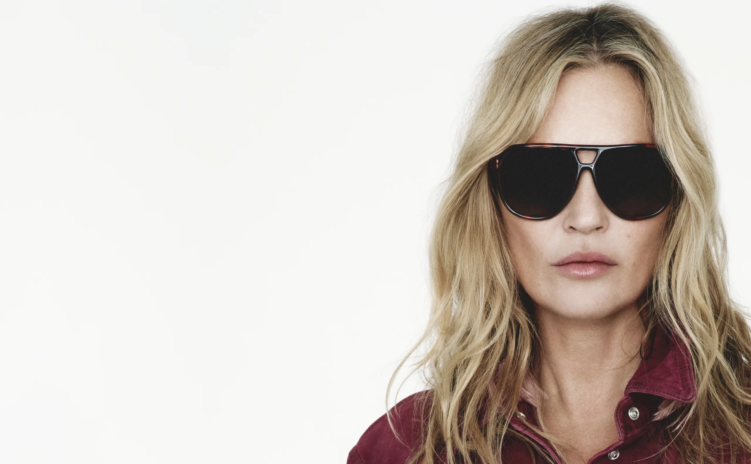 Η ISABEL MARANT επιλέγει την Kate Moss για την καμπάνια γυαλιών Άνοιξη-Καλοκαίρι 2025