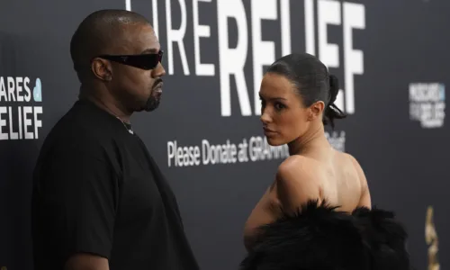 Kanye West: Σε παραλήρημα ο ράπερ – «Αγαπώ τον Χίτλερ και έχω πλήρη κυριαρχία πάνω στη γυναίκα μου»