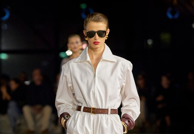 Utility και safari chic με late '70s αέρα ήταν το show για την SS' 24 του Saint Laurent