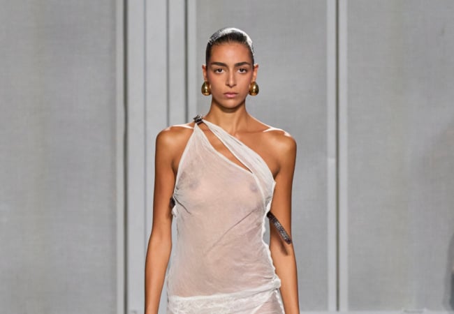 Loewe, Valli, Beckham, Coperni: 4 show με ένα κοινό παρονομαστή, την πρακτικότητα