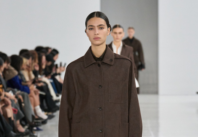 Η συλλογή Max Mara SS '25 φέρνει την ιδανική σύγχρονη γκαρνταρόμπα στην πασαρέλα