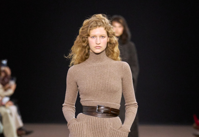 Max Mara FW '25: Η νέα ατρόμητη ρομαντική ηρωίδα