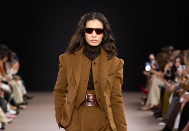 Max Mara FW '25: Η νέα ατρόμητη ρομαντική ηρωίδα