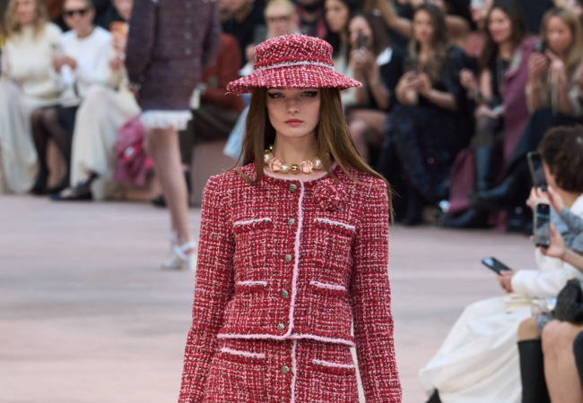 Chanel FW '25: Μετάβαση στη νέα εποχή του Matthieu Blazy