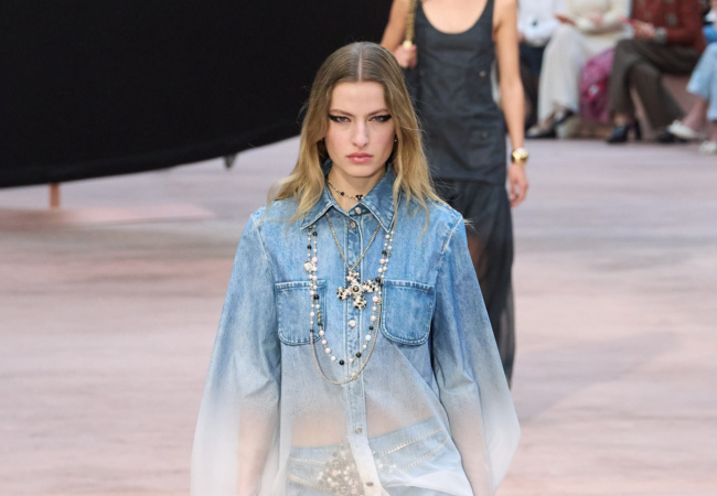 Chanel FW '25: Μετάβαση στη νέα εποχή του Matthieu Blazy